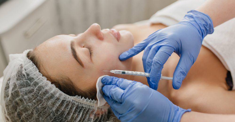 Botox Cancún Rejuvenece tu rostro con un tratamiento seguro y efectivo